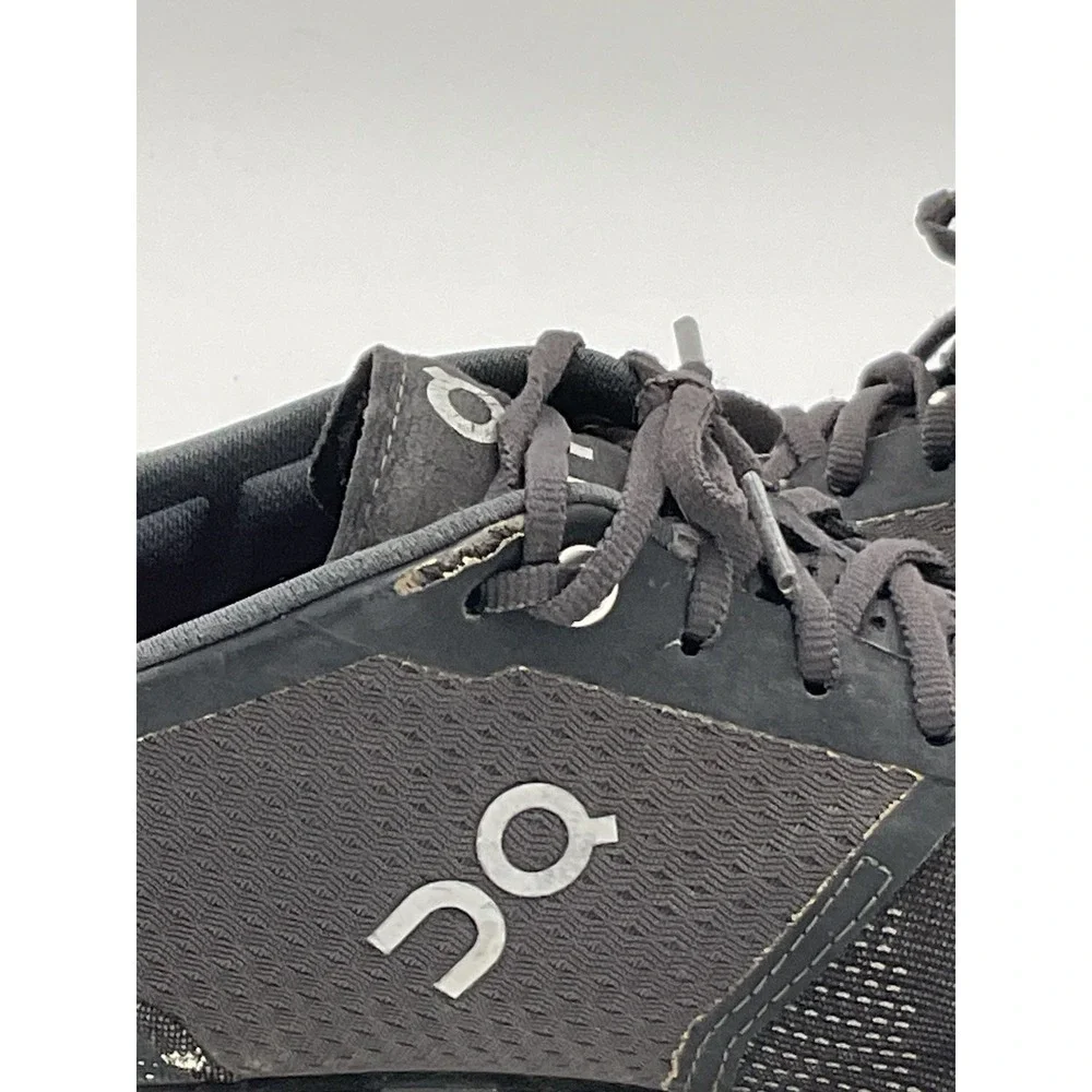 On Cloud X Women's Running Shoe Size 9 Black Sneaker Lace Up 650 Training Runner